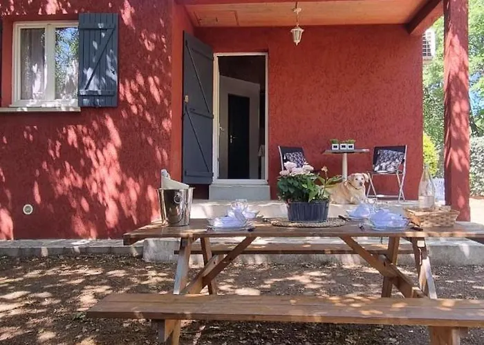 Tatil Evi Bord De I Querci
