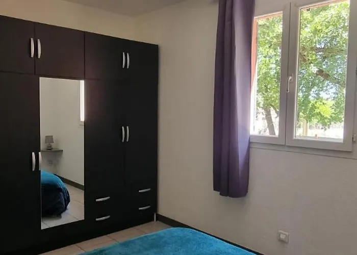 Bord De I Querci Дом отдыха Поджо-Меццана