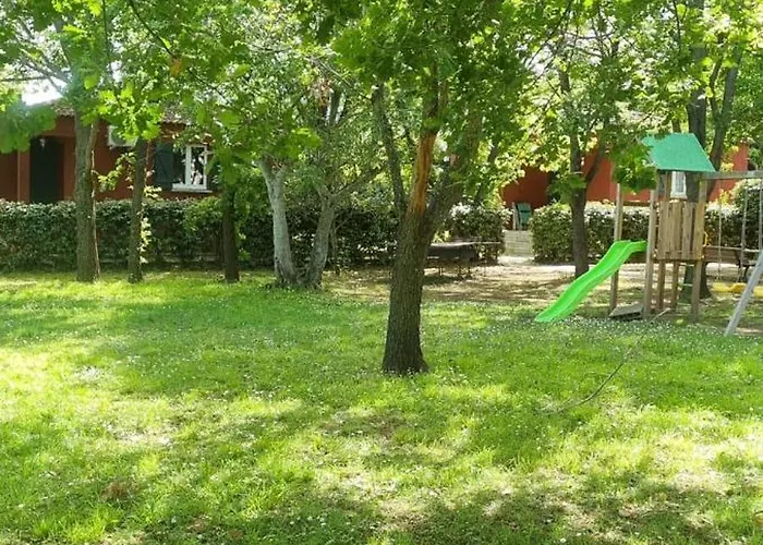 Дом отдыха Bord De I Querci Поджо-Меццана